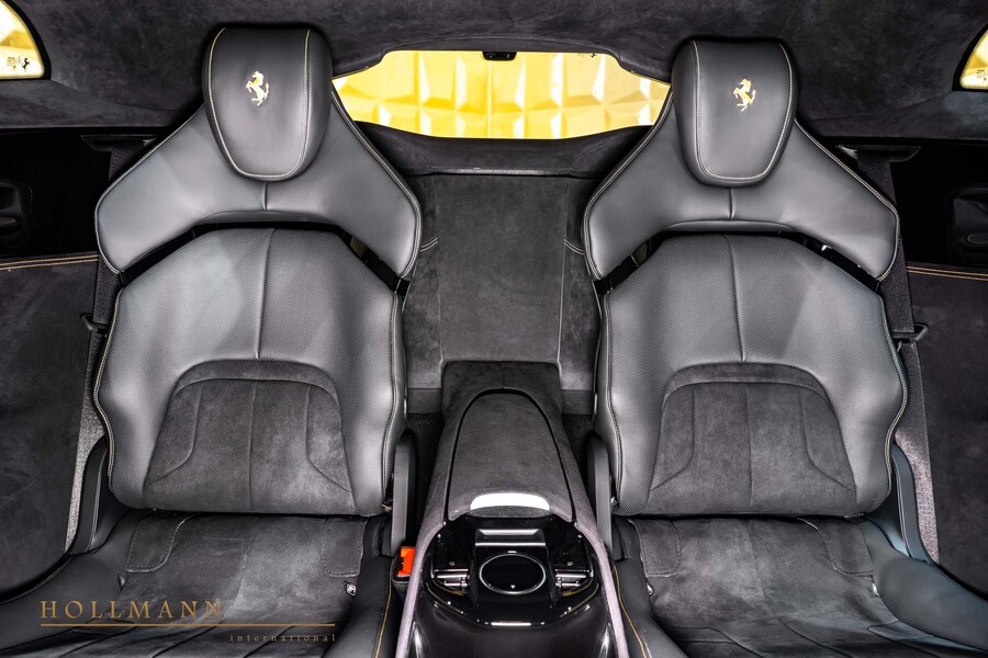 Vehicle view 16