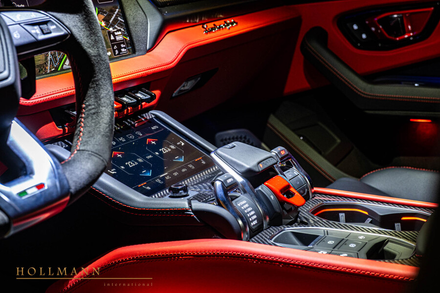 Vehicle view 25