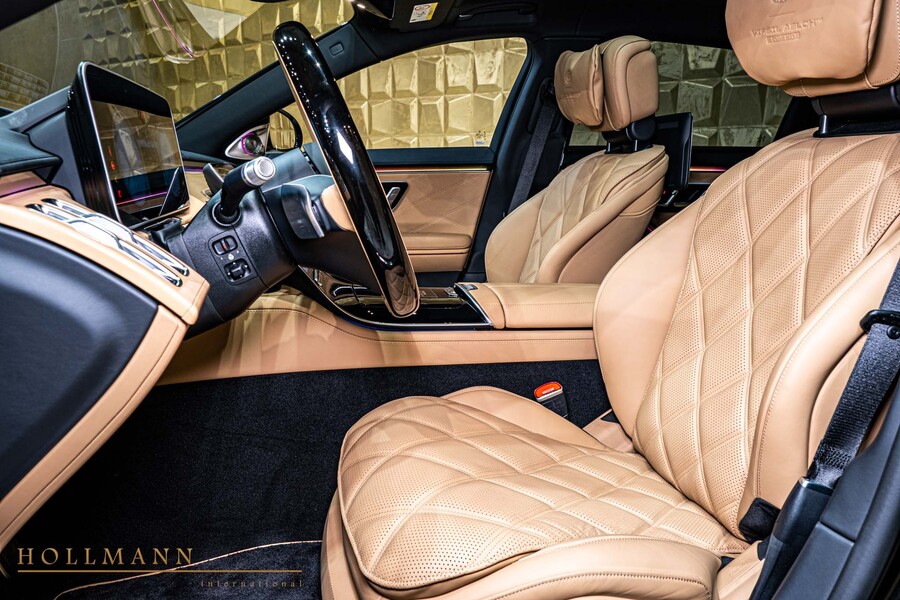 Vehicle view 13