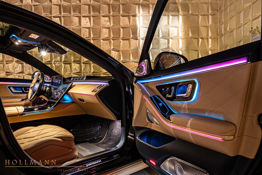 Vehicle view 16