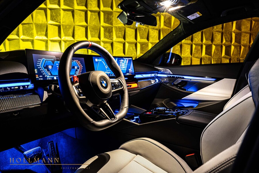 Vehicle view 17