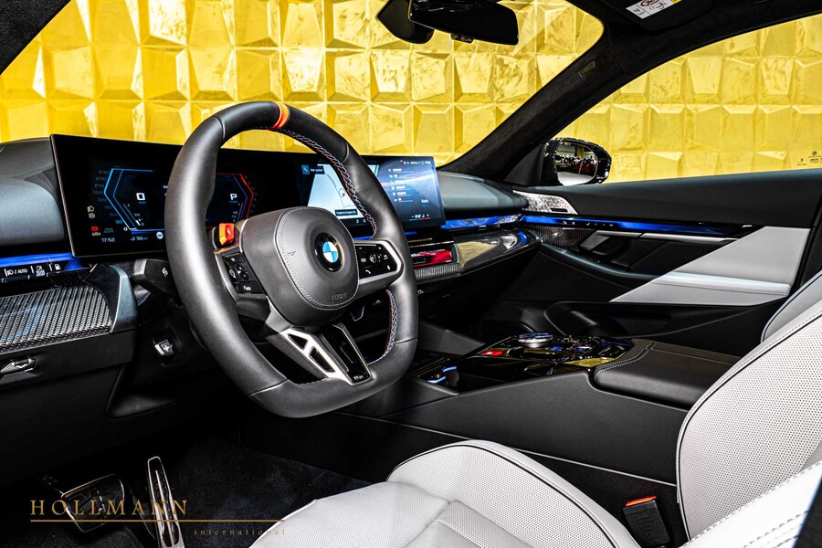 Vehicle view 18