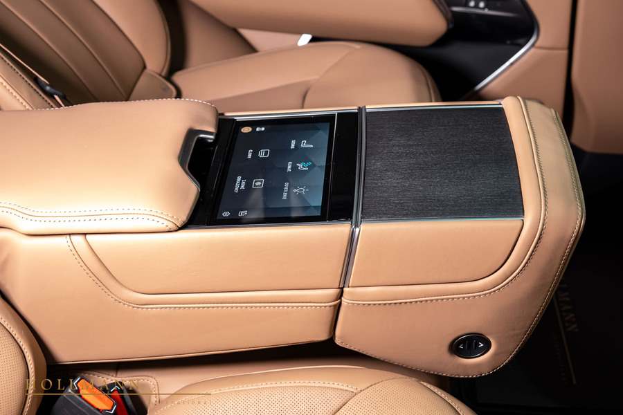 Vehicle view 19