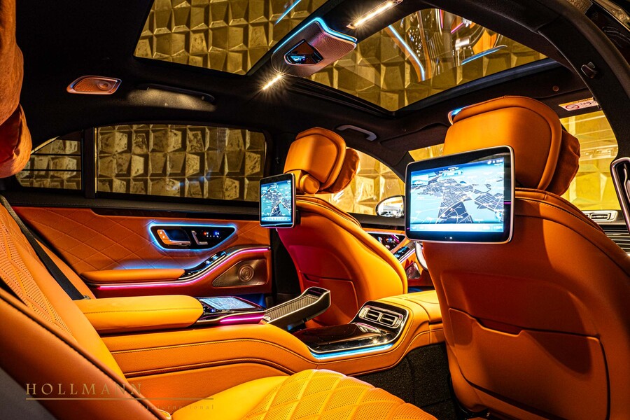 Vehicle view 18