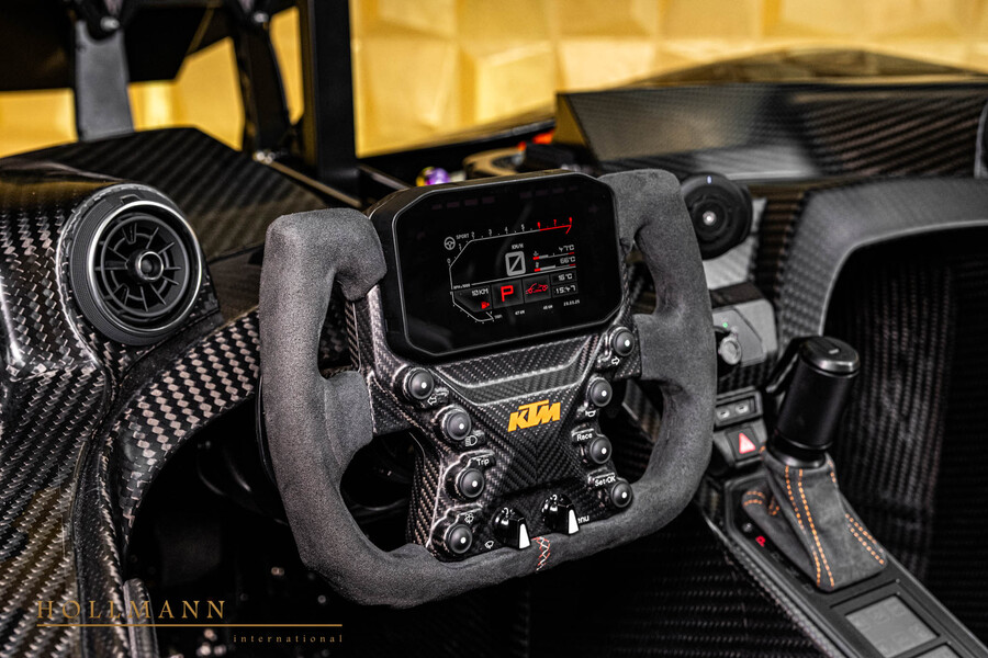 Vehicle view 15