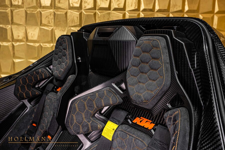 Vehicle view 19