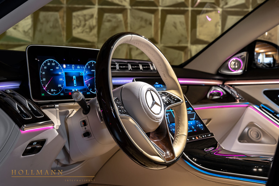 Vehicle view 14