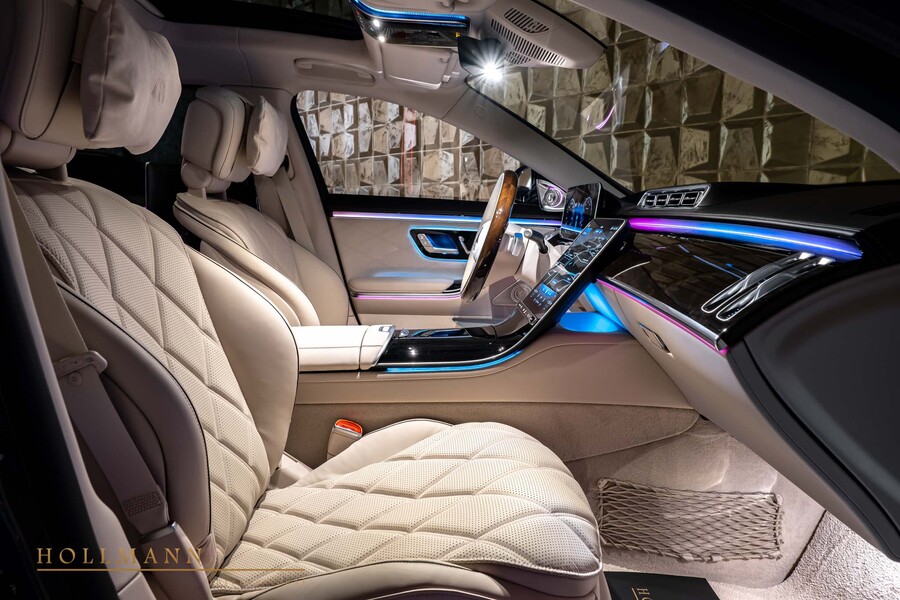 Vehicle view 16