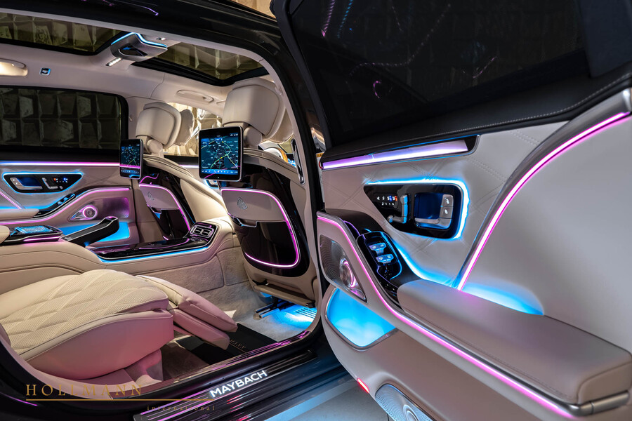Vehicle view 8