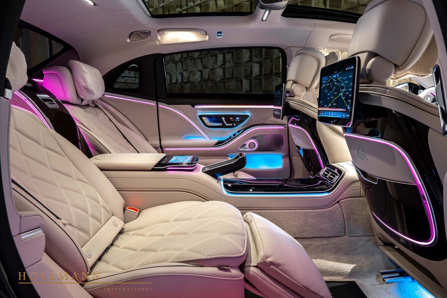 Vehicle view 9