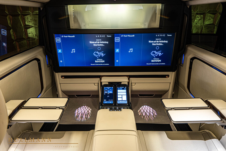 Vehicle view 23