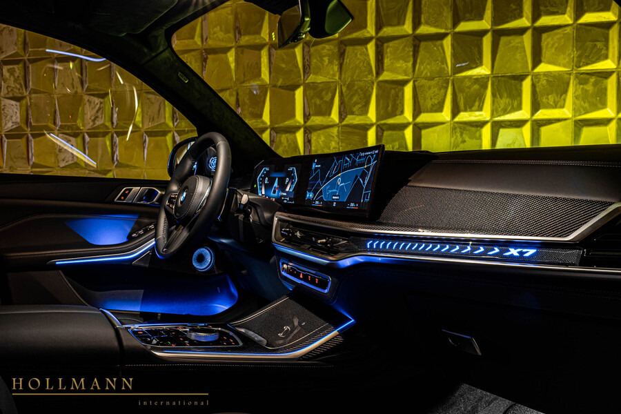 Vehicle view 12