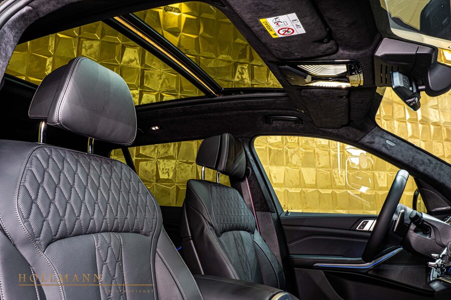 Vehicle view 18