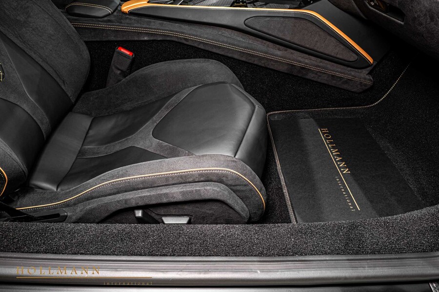 Vehicle view 13
