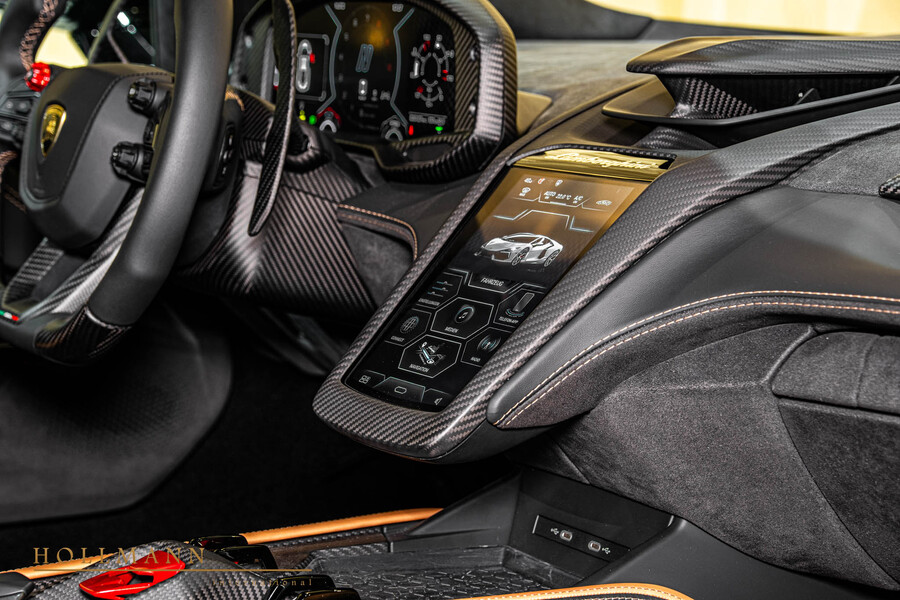 Vehicle view 16