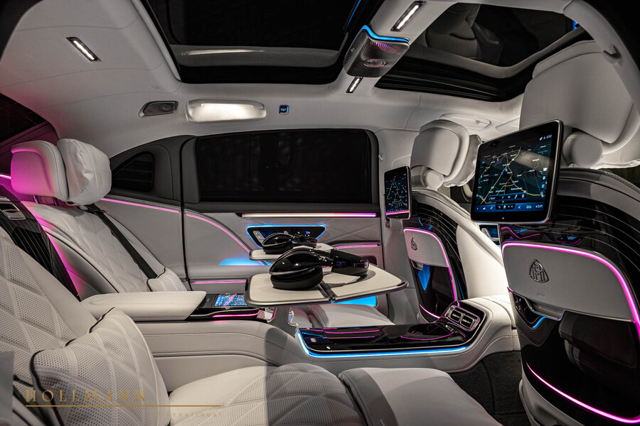 Vehicle view 13