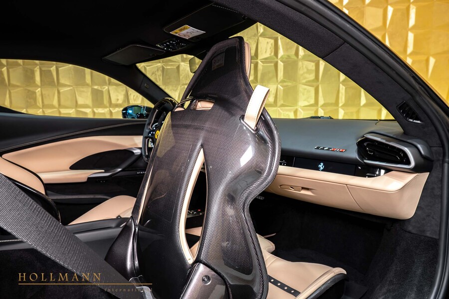Vehicle view 13