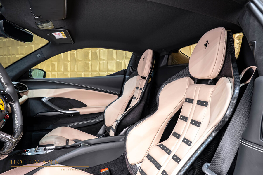 Vehicle view 14