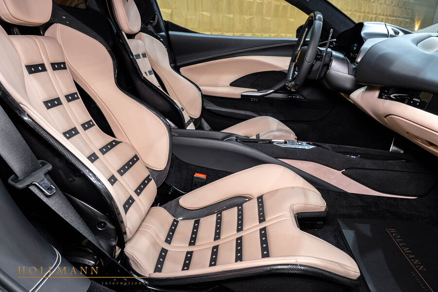 Vehicle view 17