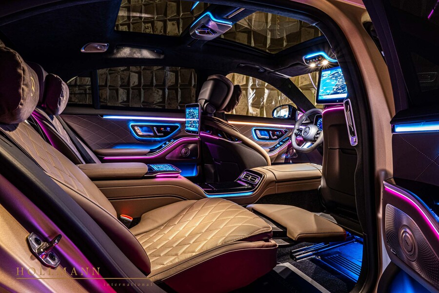 Vehicle view 18