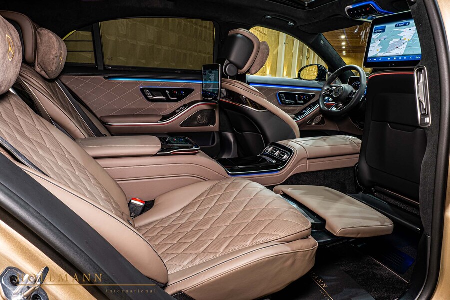 Vehicle view 27