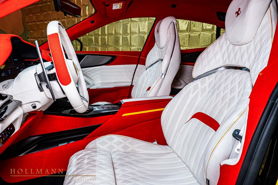 Vehicle view 16