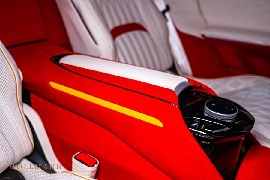Vehicle view 25