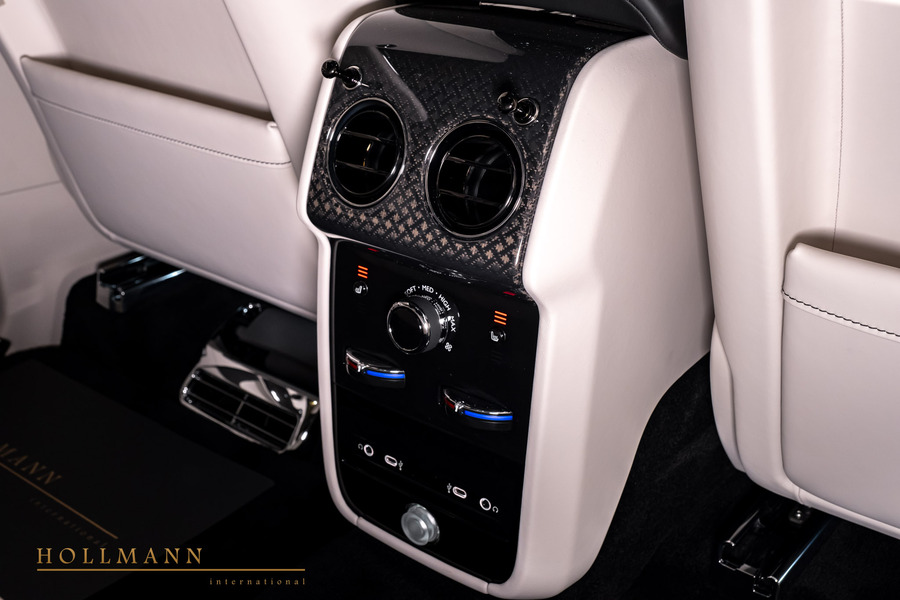 Vehicle view 23