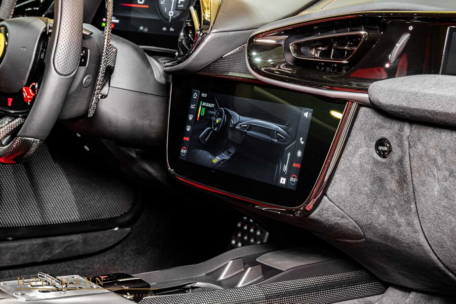 Vehicle view 23