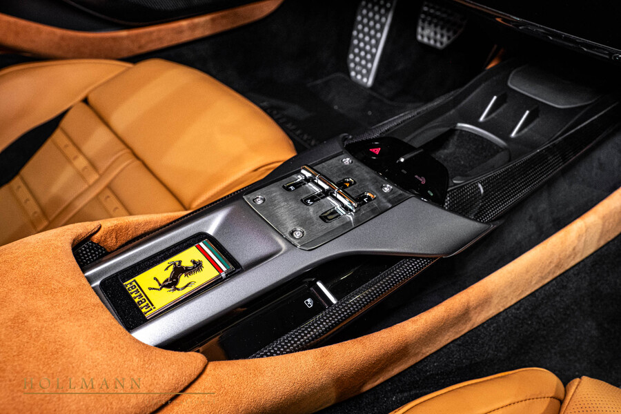 Vehicle view 18