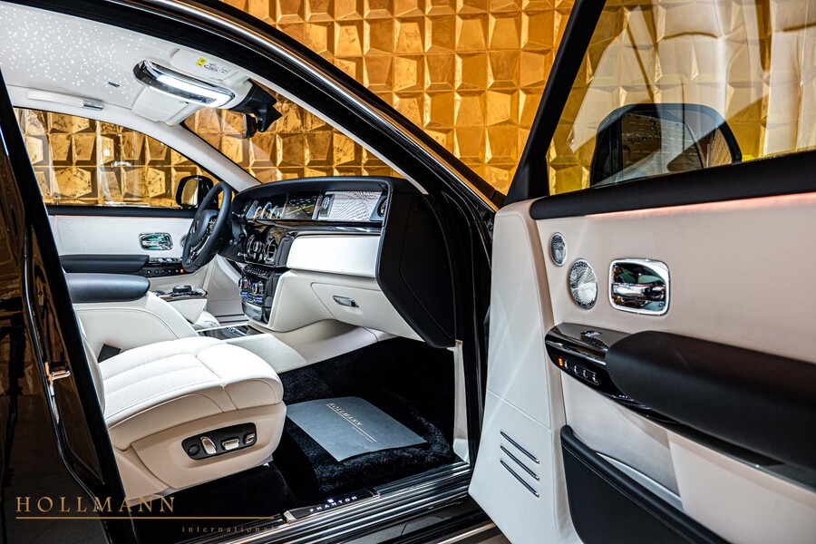 Vehicle view 14