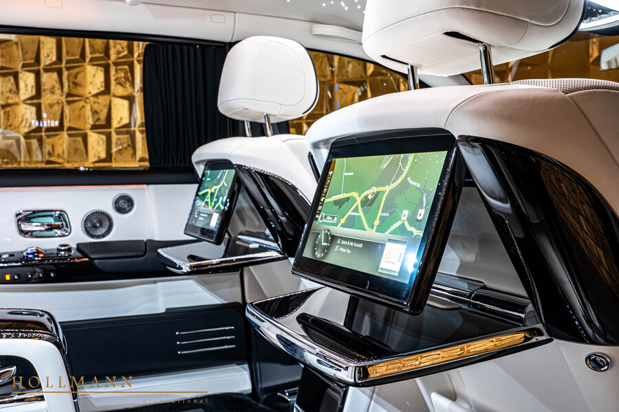 Vehicle view 16