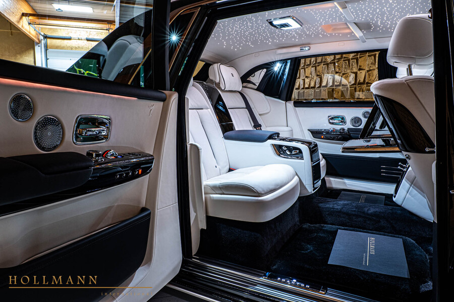 Vehicle view 19