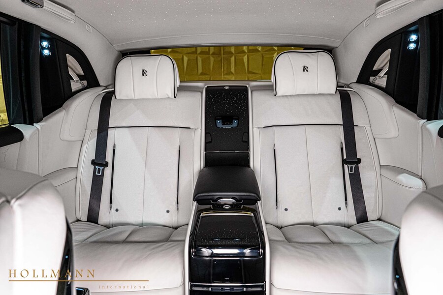 Vehicle view 25