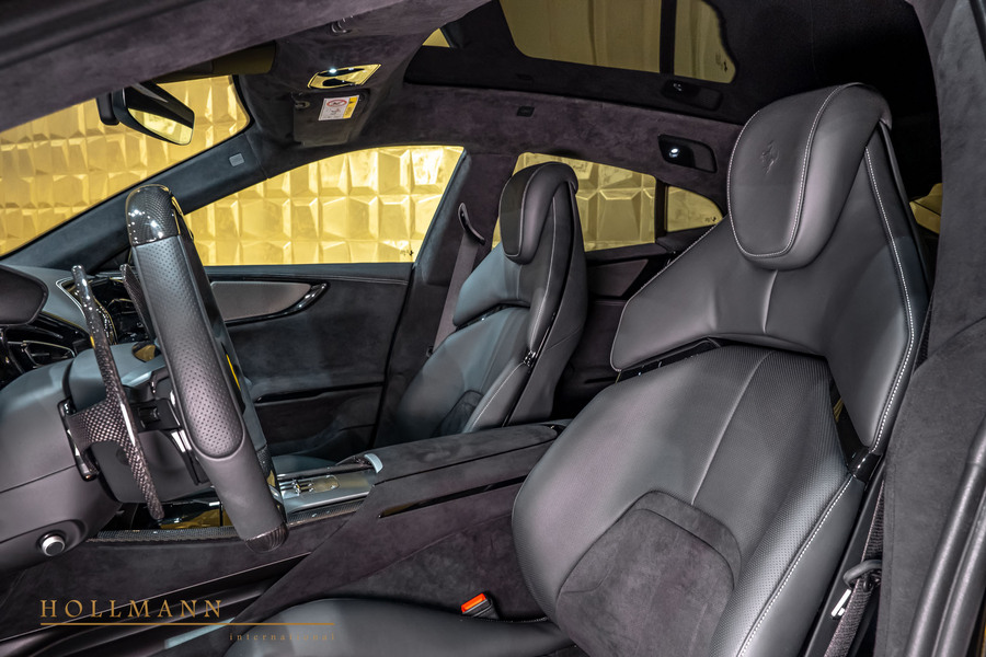 Vehicle view 14