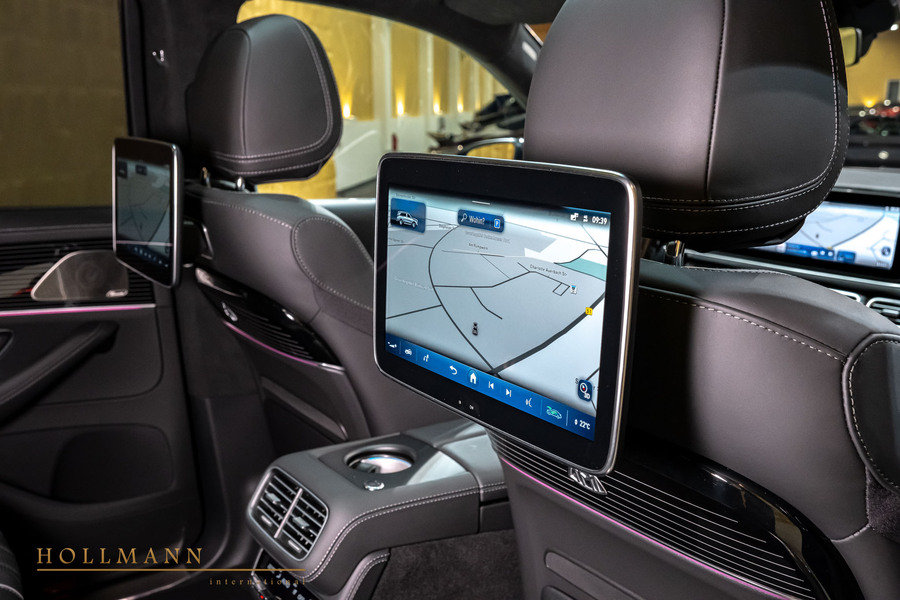 Vehicle view 23