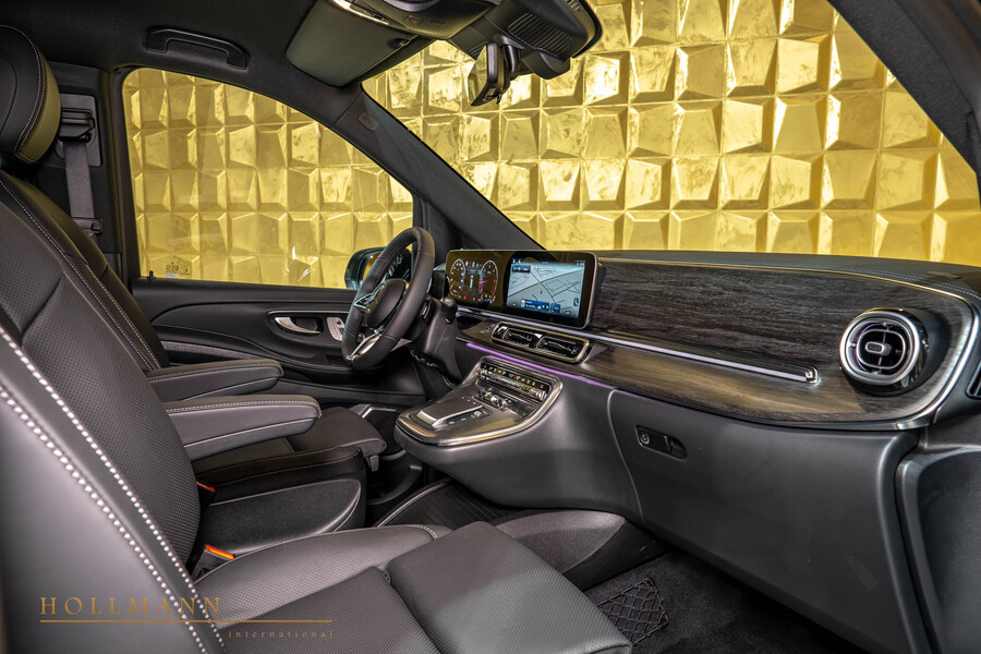 Vehicle view 19