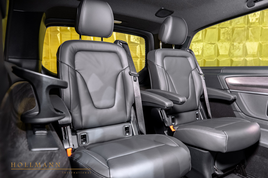 Vehicle view 23