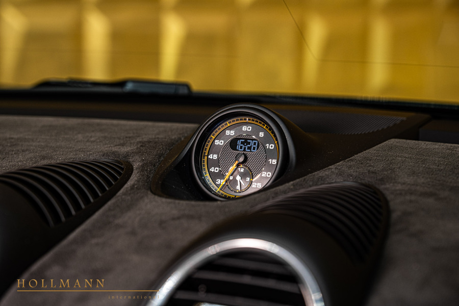 Vehicle view 25