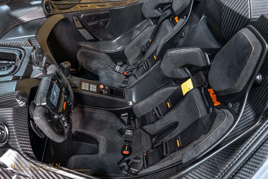Vehicle view 15