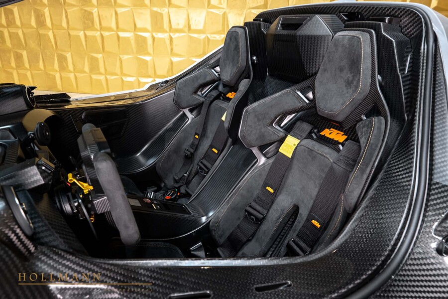 Vehicle view 19