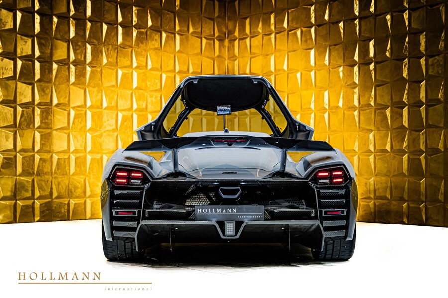 Vehicle view 9