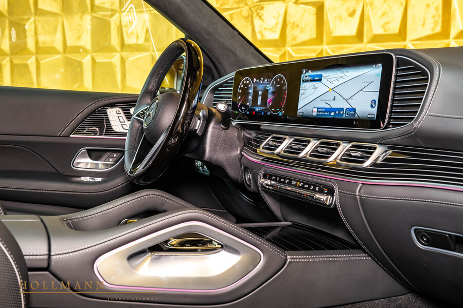 Vehicle view 19