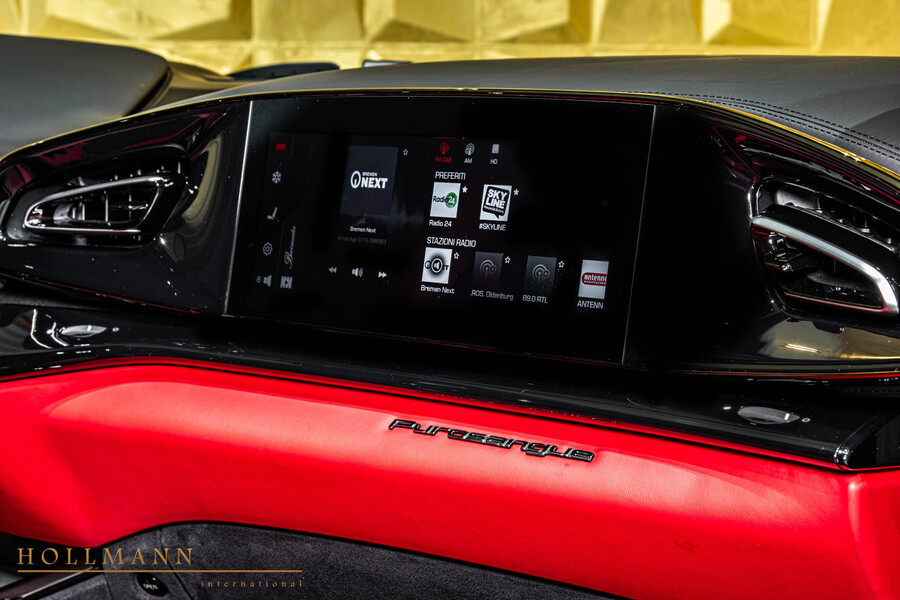 Vehicle view 18