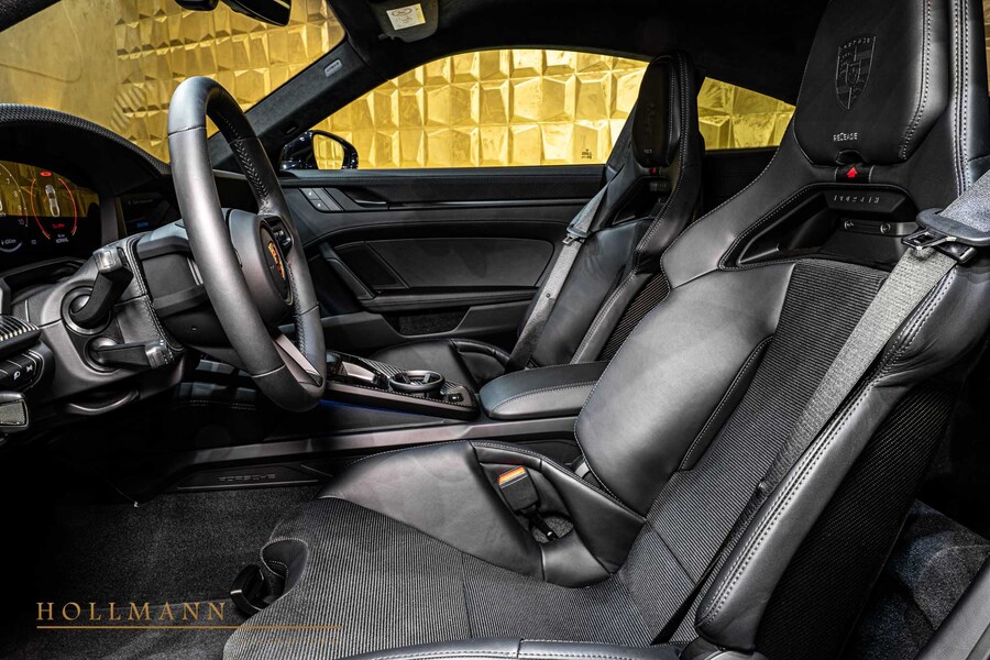 Vehicle view 16
