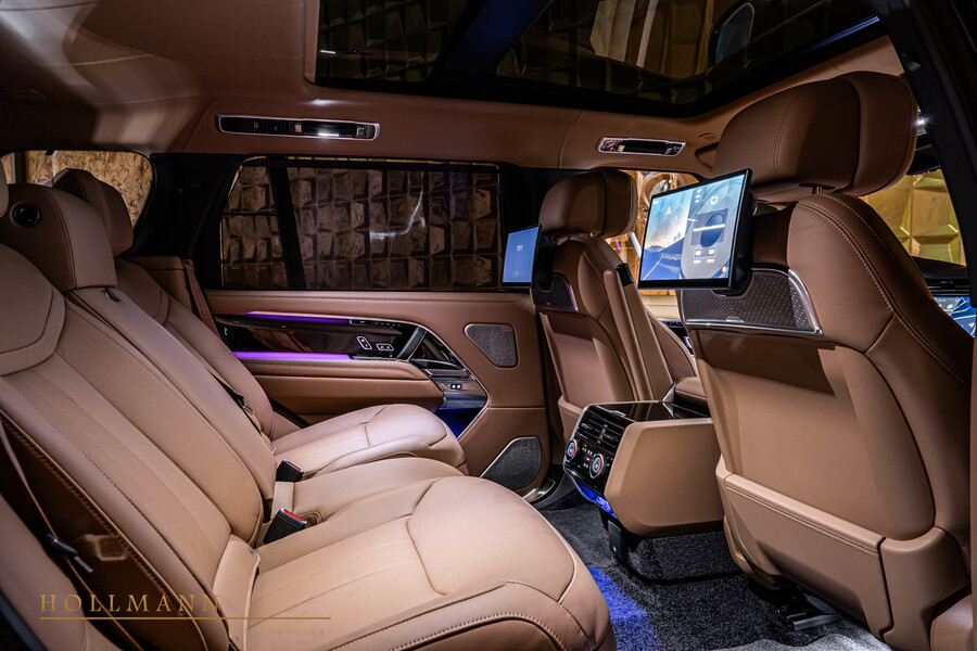 Vehicle view 18