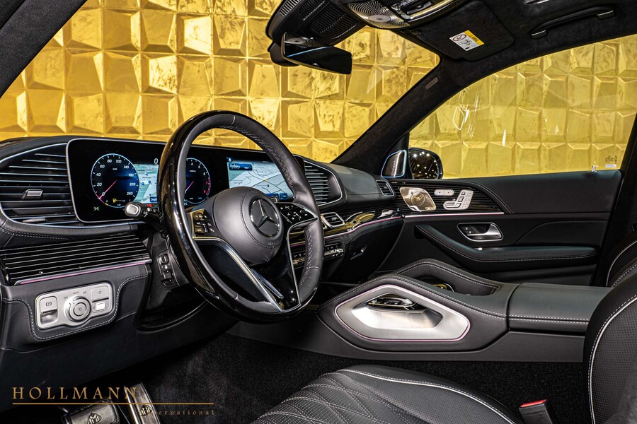 Vehicle view 17