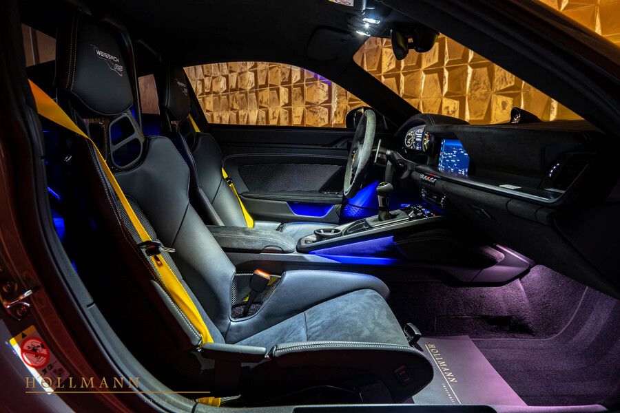 Vehicle view 29