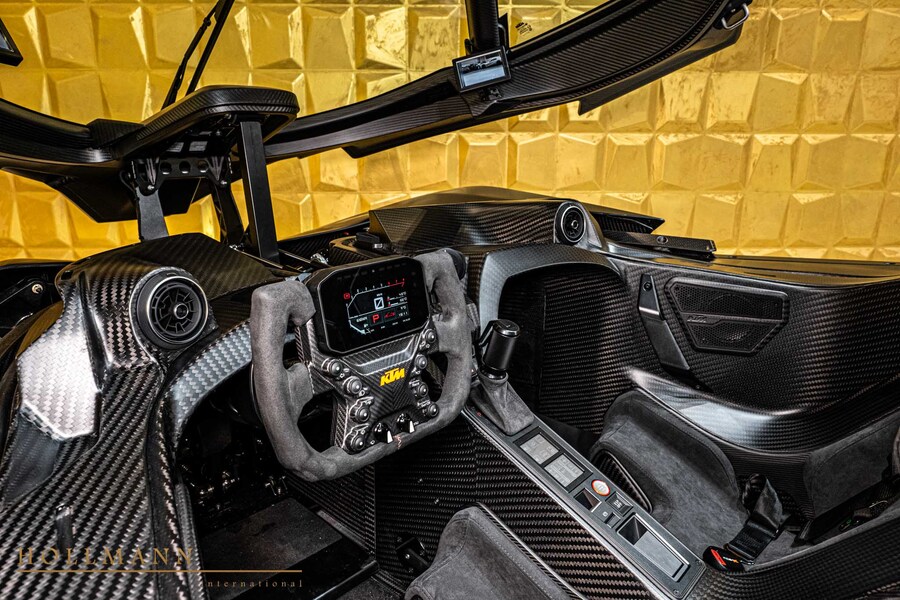 Vehicle view 23
