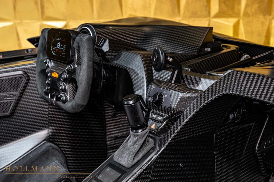 Vehicle view 28